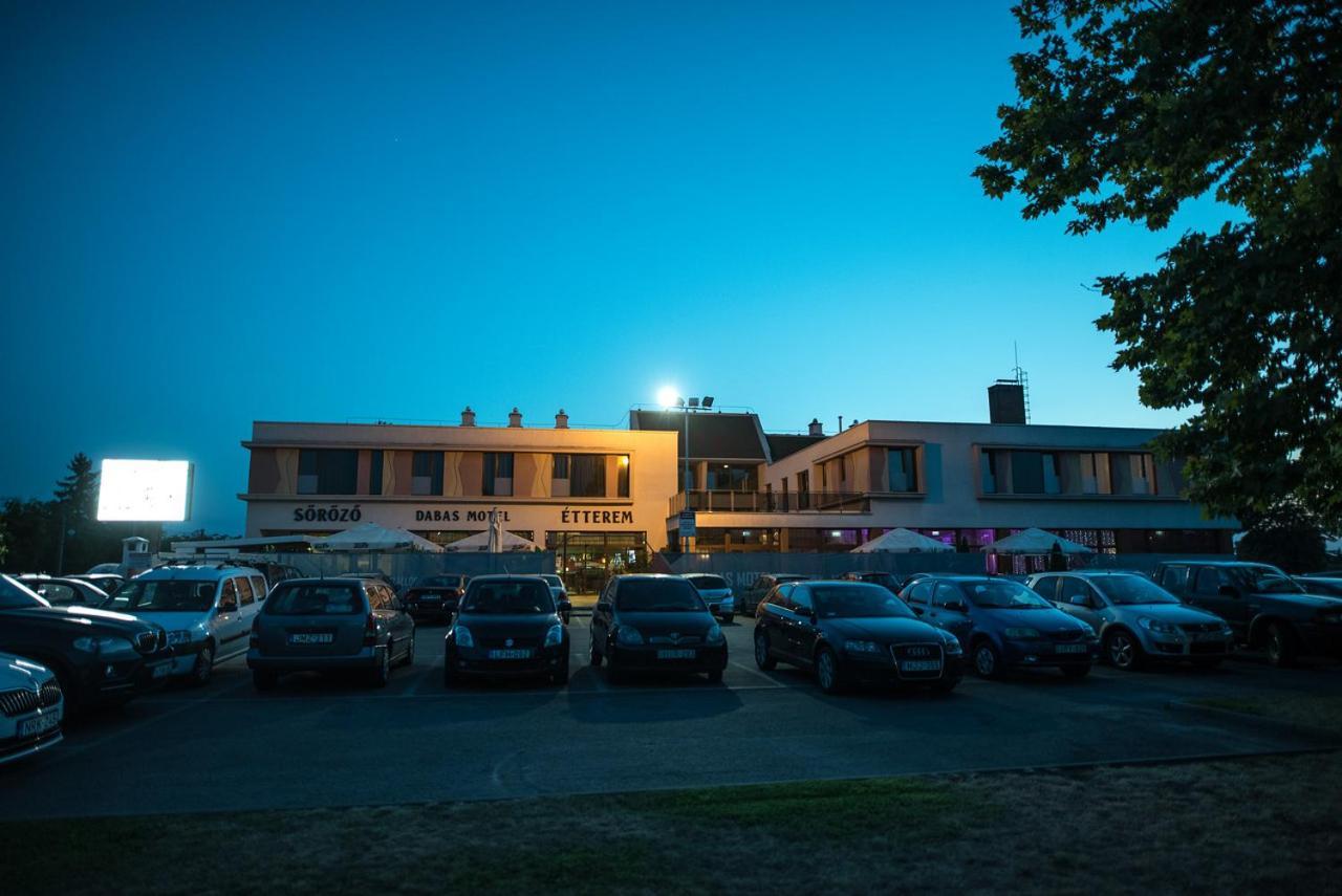 Dabas Hotel المظهر الخارجي الصورة